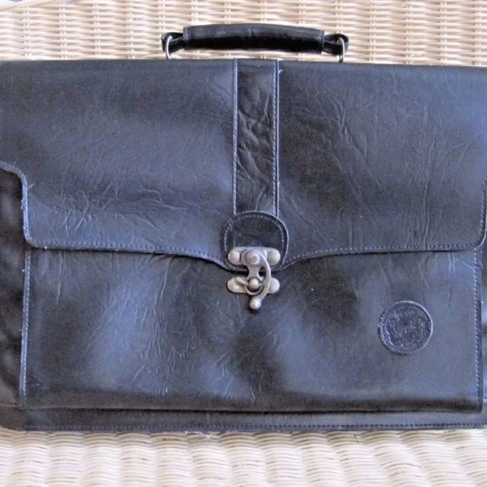 Veneto Purse Messange Shoulder Brifcase Bag Italy